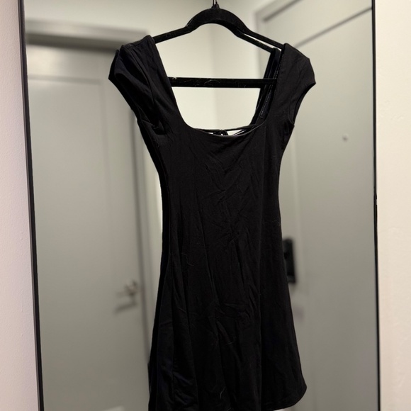 OH POLLY Marina Open Back A-Line Mini Dress in Black 4 - Picture 5 of 7